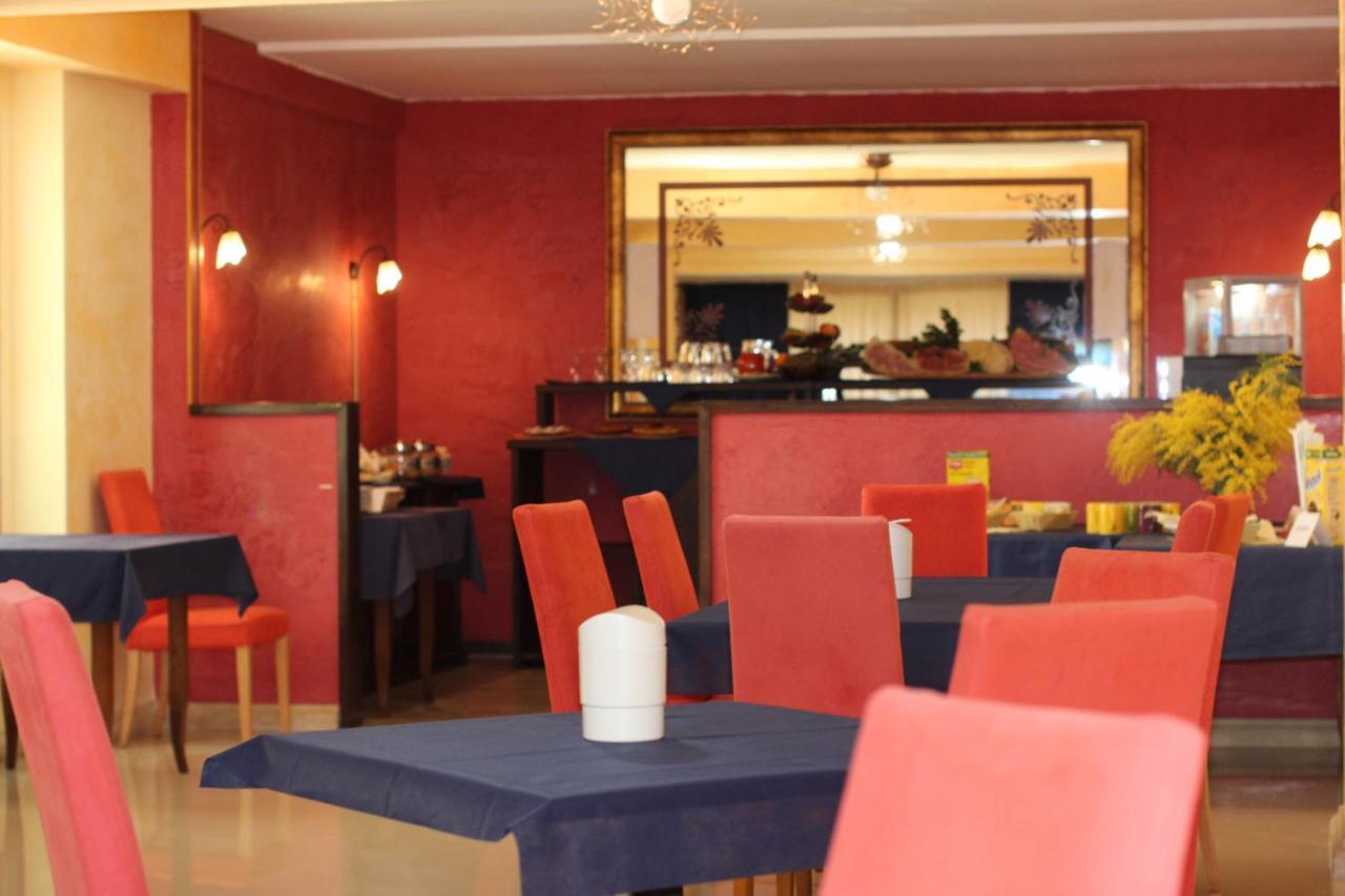 Hotel Costa Antiga Castelsardo Extérieur photo